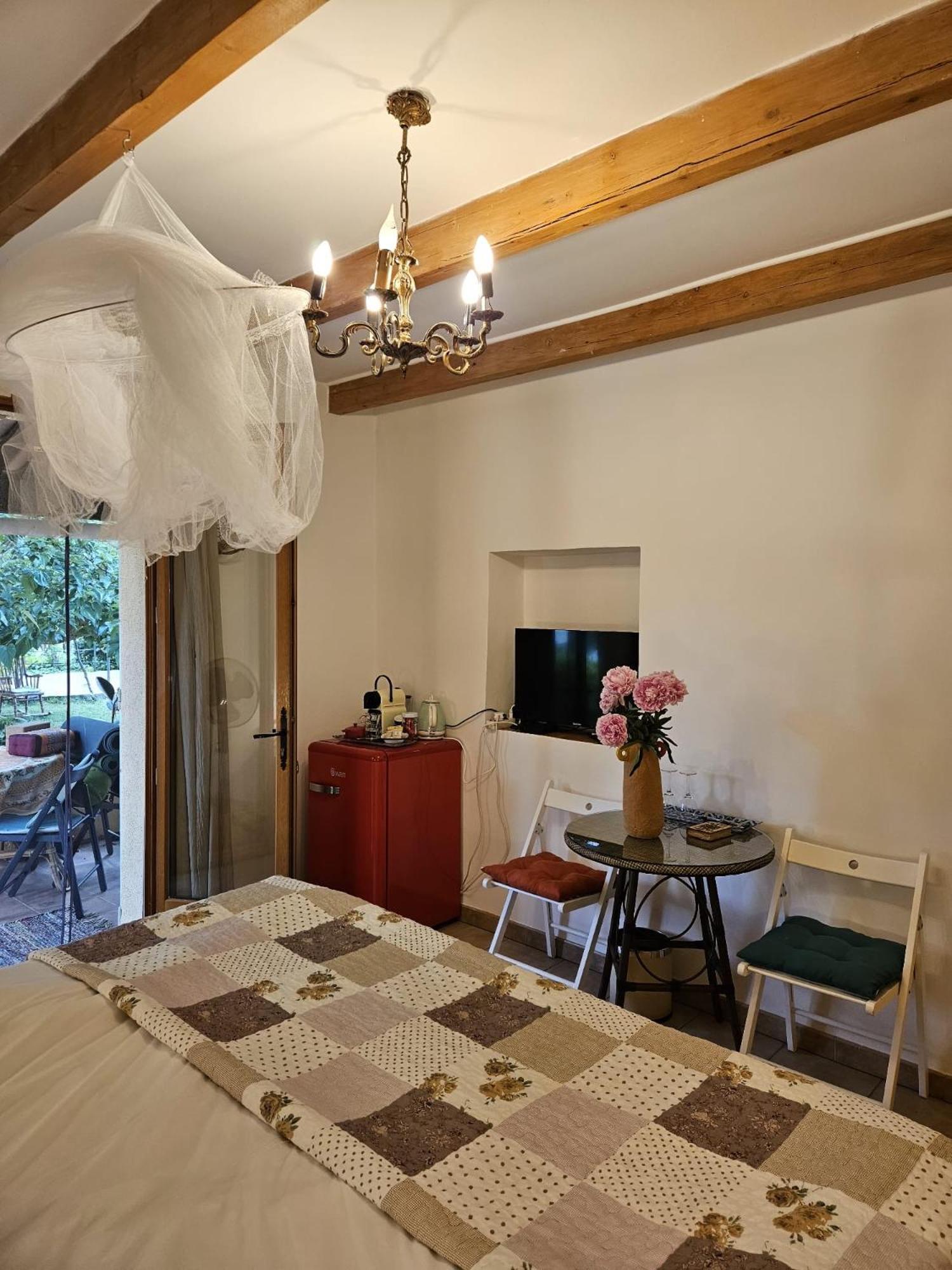 La Maison De Blu Lorgues Luaran gambar